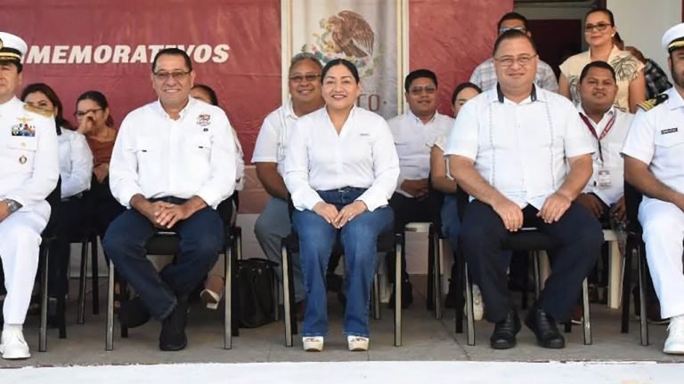 Atestigua Saúl Armando Rodríguez Rodríguez el desfile por el 115 aniversario de la Revolución