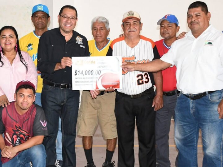 Premios y reconocimientos a equipos de béisbol y baloncesto del municipio de Centla