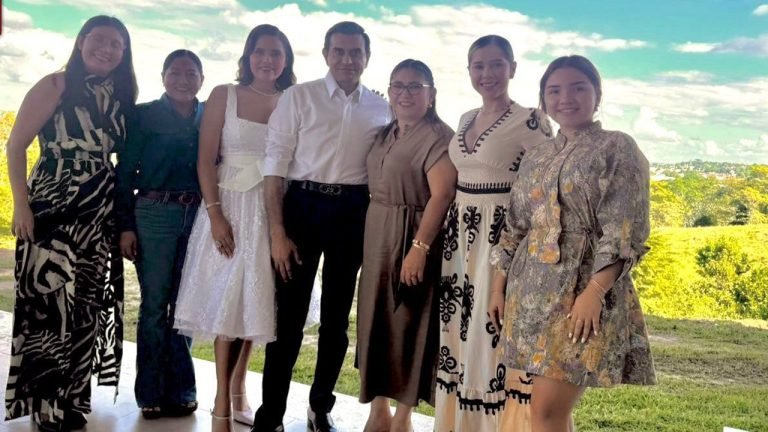 Informe de actividades del gobierno municipal de Emiliano Zapata en Centla