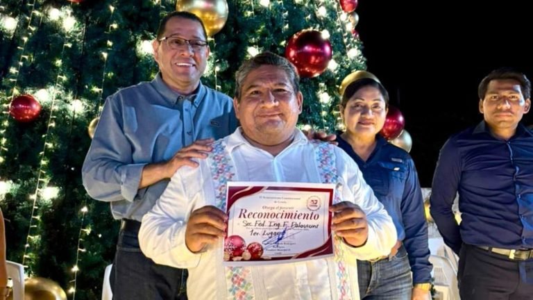 Premiación de la Caravana Navideña 2025 del Ayuntamiento de Centla