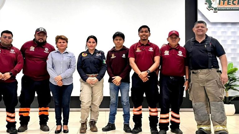 Dirección de Protección Civil recibe capacitación en Nacajuca sobre bomberos y brigadistas