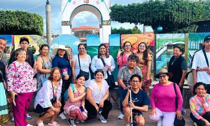 Gobierno de Centla recibe a la agencia de viajes Betrip y un grupo de 100 visitantes