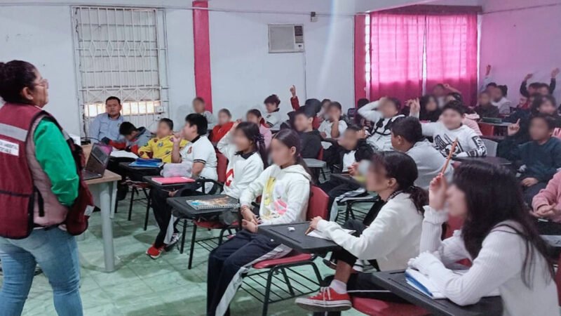 Gobierno de Centla lleva charlas sobre educación ambiental a escuelas primarias de la cabecera