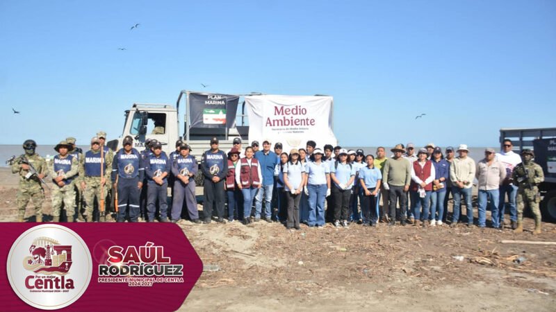 Limpieza en Playa La Estrella por la Dirección de Protección Ambiental y autoridades federales