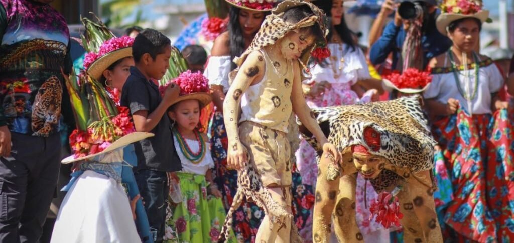 Niños y niñas refuerzan la identidad cultural de Tenosique a través de la Danza del Pochó
