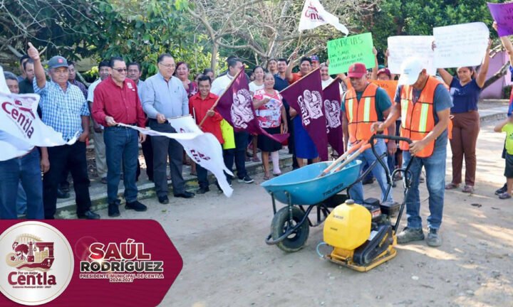 Saúl Armando Rodríguez Rodríguez da inicio a trabajos de pavimentación en Potrerillo, Centla