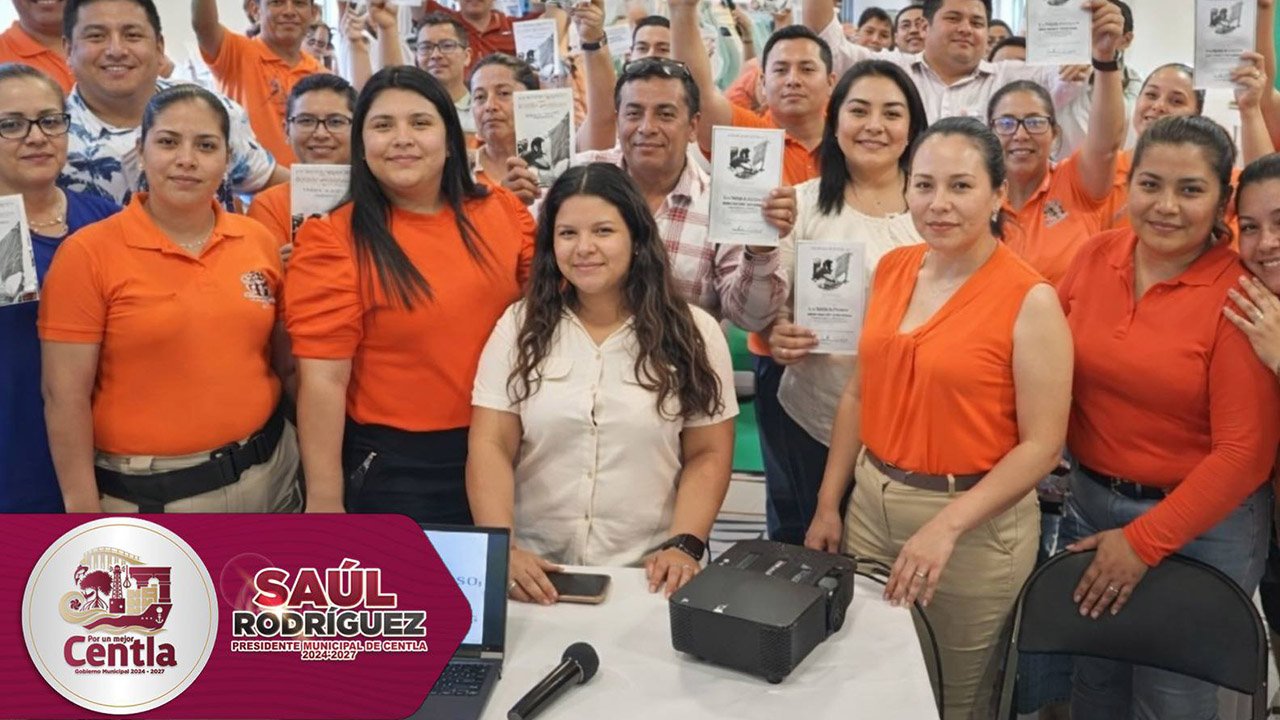 Charla sobre violencia institucional a docentes del CeCyTE No. 5 en Centla