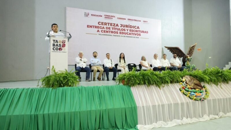 Gobierno de Tenosique refuerza la seguridad jurídica en escuelas de la región