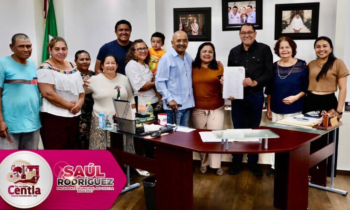 Documentos que respaldan la donación de terreno para la regularización en el ejido Rovirosa