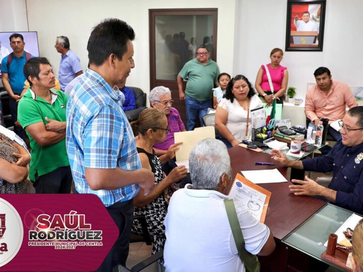 Presidente municipal Saúl Armando Rodríguez atiende a ciudadanos en Audiencia del Pueblo